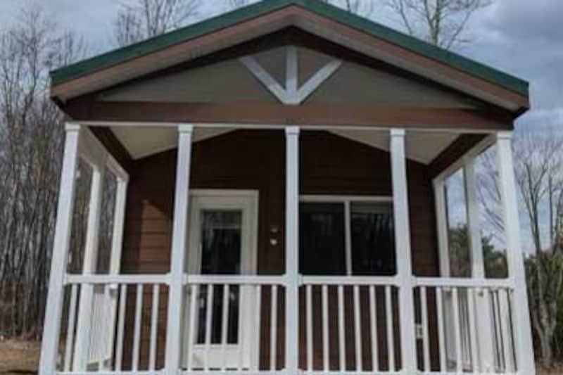 Deluxe 2 Bedroom Cottage-1